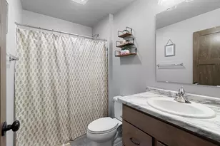1290 Brenda Ln, Neenah, WI 54956 - Photo 35