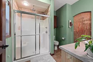 1048 Faversham Way, Green Bay, WI 54313 - Photo 15