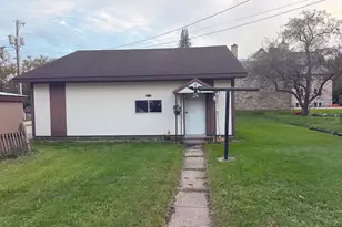 19 W 14th St, Clintonville, WI 54929 - Photo 25
