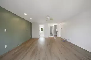 2485 Van View Ct, Green Bay, WI 54311 - Photo 31
