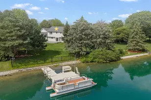 2485 Van View Ct, Green Bay, WI 54311 - Photo 67