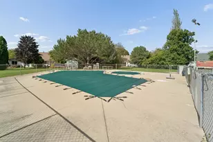 2553 Village Ln, Oshkosh, WI 54904 - Photo 25