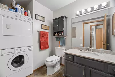 2553 Village Lane #B, Oshkosh, WI 54904 - Photo 13