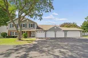 2553 Village Ln, Oshkosh, WI 54904 - Photo 1