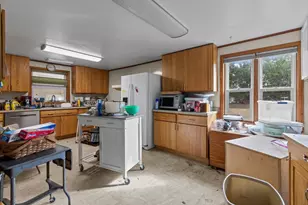 229 W Berlin St, Neshkoro, WI 54960 - Photo 9