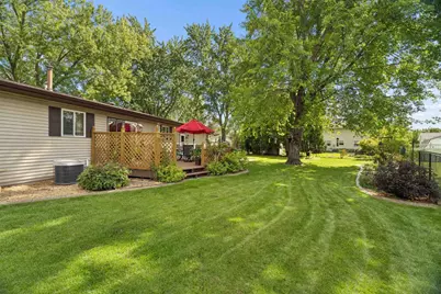 1135 Heritage Trail, Oshkosh, WI 54904 - Photo 29