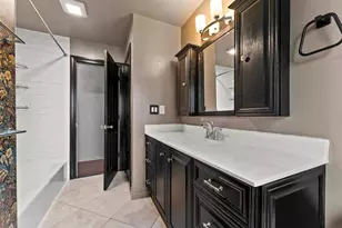 654 Cedar St, Neenah, WI 54956 - Photo 29