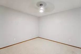 2490 Stroebe Island Dr, Appleton, WI 54914 - Photo 13