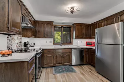 2317 W Applegate Drive, Appleton, WI 54914 - Photo 9