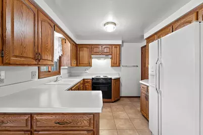 1030 Downer Street, Green Bay, WI 54304 - Photo 13