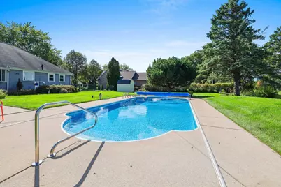2924 Ridgeway Drive, Neenah, WI 54956 - Photo 39