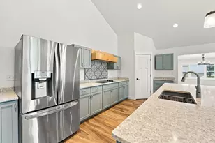 661 E River Dr, Omro, WI 54963 - Photo 37