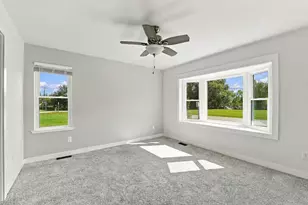 661 E River Dr, Omro, WI 54963 - Photo 25