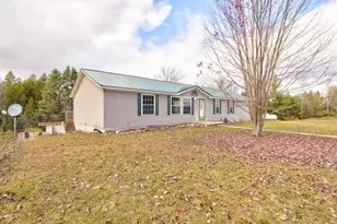 W7642 Sinkler Ln, Stephenson, MI 49887 - Photo 67