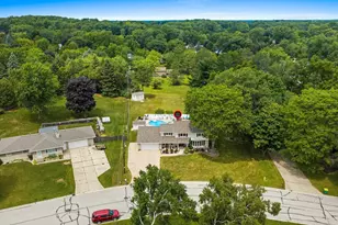 1938 Strawberry Ln, Green Bay, WI 54304 - Photo 71