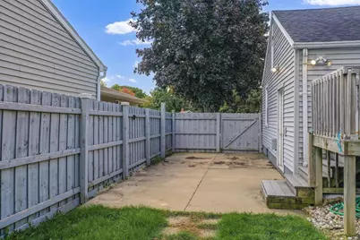 1722 W Murdock Avenue, Oshkosh, WI 54901 - Photo 25