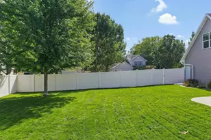 446 Cornelius Dr, Green Bay, WI 54311 - Photo 45