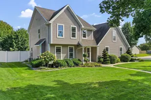 446 Cornelius Dr, Green Bay, WI 54311 - Photo 1