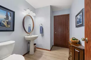 2085 Crestwood Springs Dr, Green Bay, WI 54304 - Photo 33