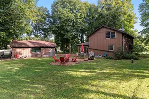 8592 Winncrest Rd, Neenah, WI 54956 - Photo 19