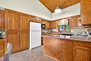 W6561 Cedar Ln, Greenville, WI 54913 - Photo 13