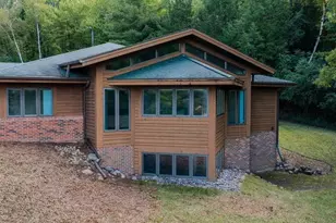 100 Pine Crest Ln, Iola, WI 54945 - Photo 5