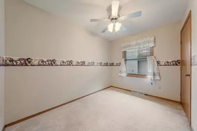 3115 W 9th Avenue, Oshkosh, WI 54904 - Photo 15
