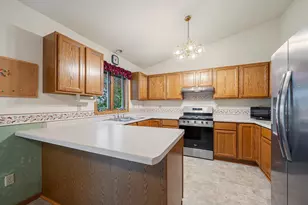 3115 W 9th Ave, Oshkosh, WI 54904 - Photo 13