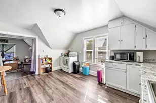 1316 S 13th St, Manitowoc, WI 54220 - Photo 9