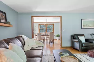 425 E Fox Run Cir, Green Bay, WI 54311 - Photo 7