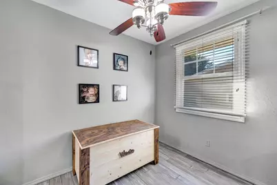 863 Venus Drive, Green Bay, WI 54311 - Photo 5