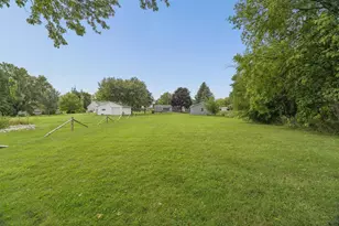 N7869 Lakeshore Dr, Fond du Lac, WI 54937 - Photo 43