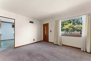 2615 W Hwy Dr, Appleton, WI 54914 - Photo 7