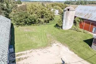 E6998 Symco Rd, Bear Creek, WI 54922 - Photo 67