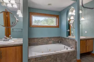 140 Thackery Dr, Oshkosh, WI 54904 - Photo 19