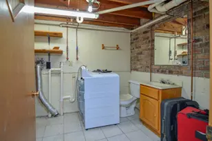 623 Victoria Ct, Green Bay, WI 54311 - Photo 23
