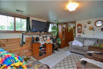 623 Victoria Court, Green Bay, WI 54311 - Photo 7