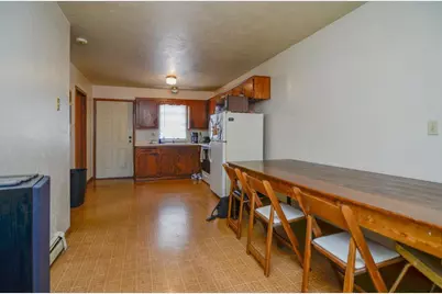 607 Victoria Court, Green Bay, WI 54311 - Photo 3