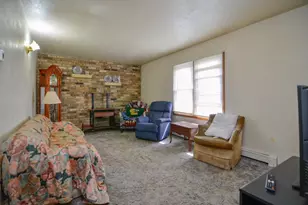 607 Victoria Ct, Green Bay, WI 54311 - Photo 7