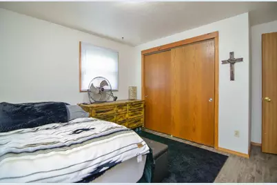 613 Victoria Court, Green Bay, WI 54311 - Photo 11