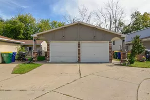 613 Victoria Ct, Green Bay, WI 54311 - Photo 13