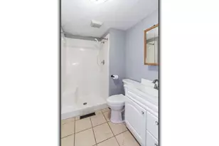 215 E Spring St, New London, WI 54961 - Photo 17
