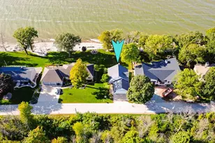 5061 Edgewater Beach Rd, Green Bay, WI 54311 - Photo 5