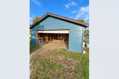 517 Fritzie Avenue, Crivitz, WI 54114 - Photo 11