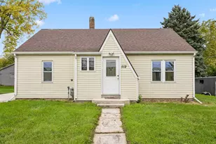 512 Wall St, Chilton, WI 53014 - Photo 17