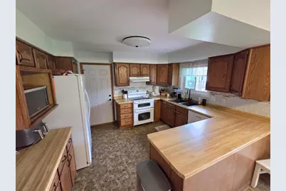 561 Wakefield Avenue, Fond du Lac, WI 54935 - Photo 27