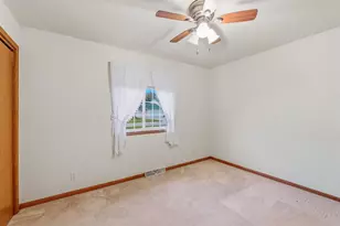 462 Rockrose Dr, Fond du Lac, WI 54935 - Photo 15
