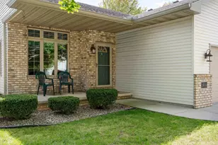 1815 E Sylvan Ave, Appleton, WI 54915 - Photo 3