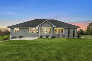 3551 Hickory Ridge Dr, De Pere, WI 54115 - Photo 55