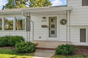 1214 Campbell St, Neenah, WI 54956 - Photo 3